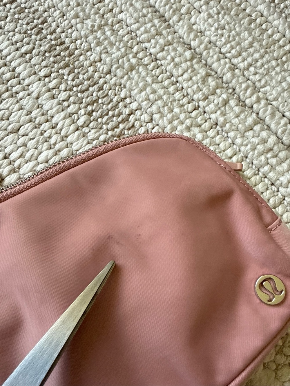 Lululemon Everywhere Belt Bag 1L Light Pink Waist Bag Fanny Pack. Read DESC - Picture 14 of 15